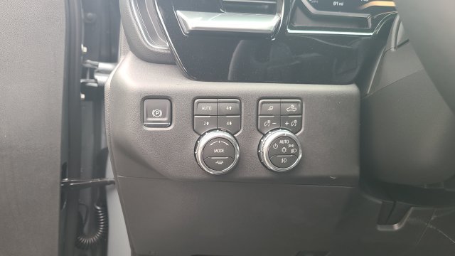 New 2026 GMC Sierra 1500 Elevation w/ Elevation Premium Package AWD/4WD image 12