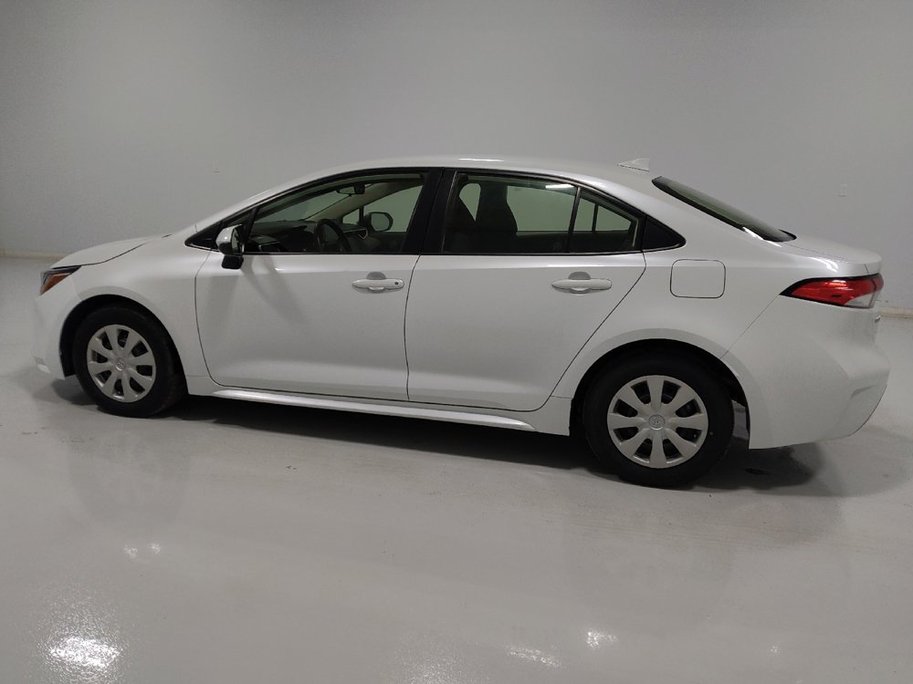 Used 2022 Toyota Corolla LE image 3