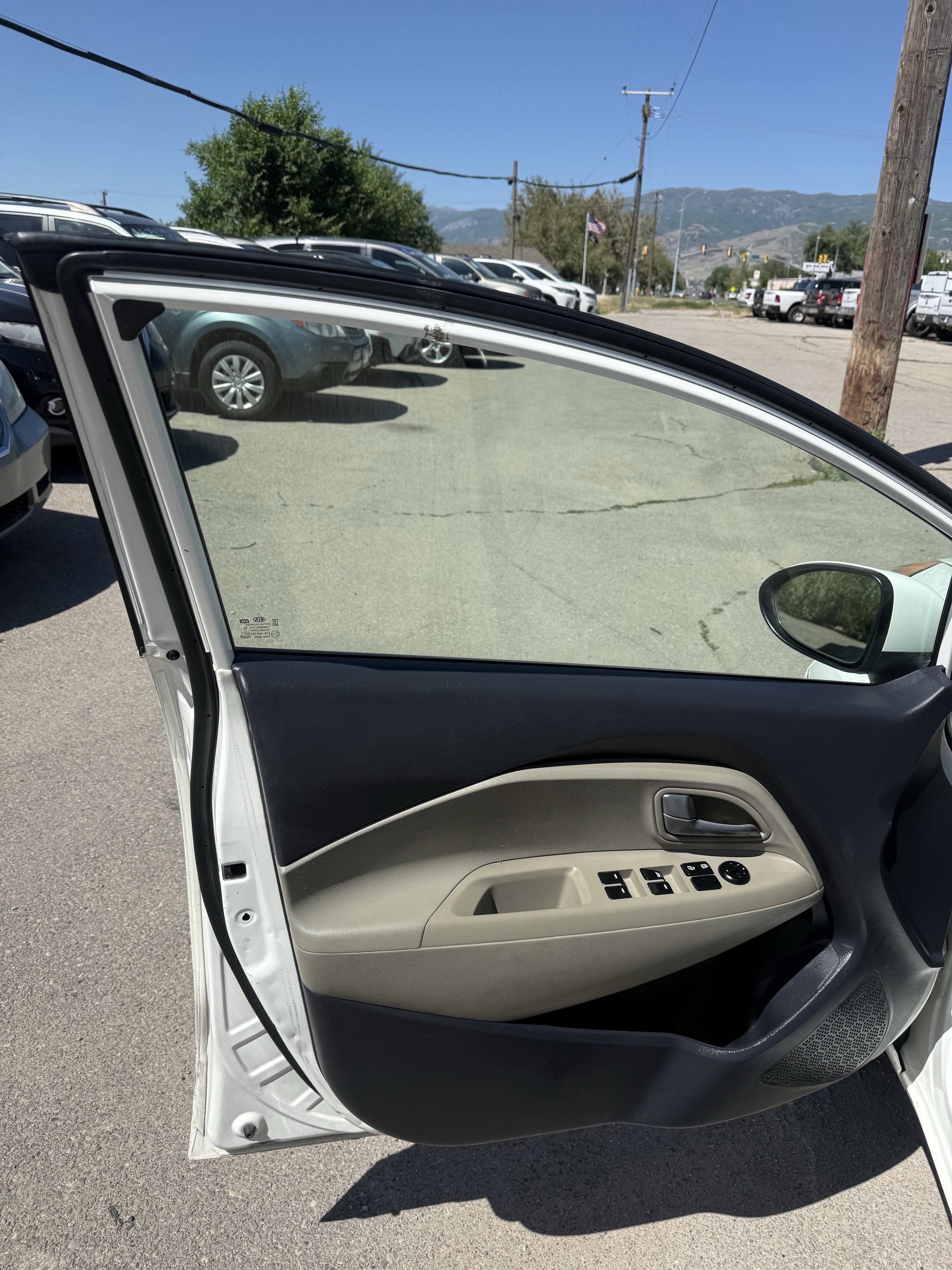 Used 2014 Kia Rio LX w/ Power Package FWD image 18