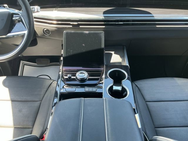Used 2025 Cadillac Escalade Sport w/ LPO, ONYX Package AWD/4WD image 15