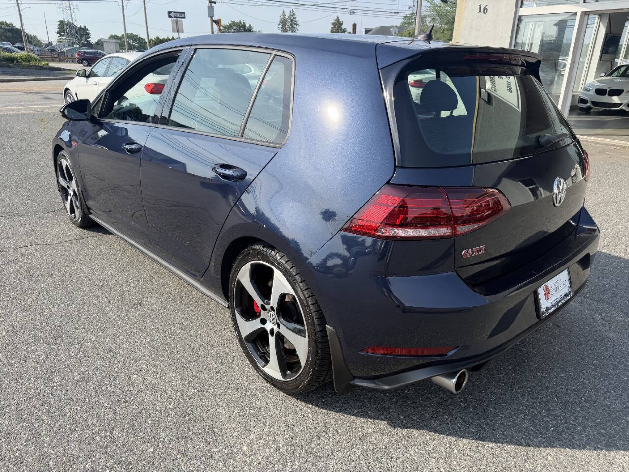 Used 2019 Volkswagen GTI S FWD image 5