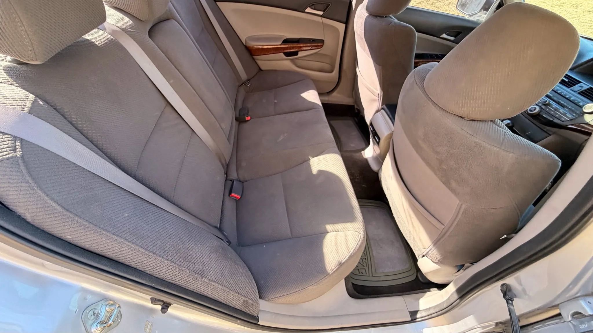 Used 2011 Honda Accord EX image 28