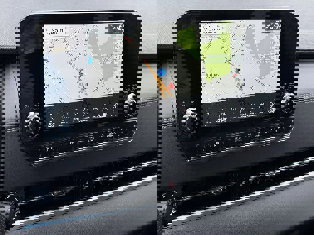 Used 2024 Mitsubishi Outlander SE image 13