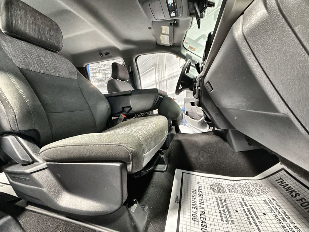Used 2024 Ford F250 XLT AWD/4WD image 33