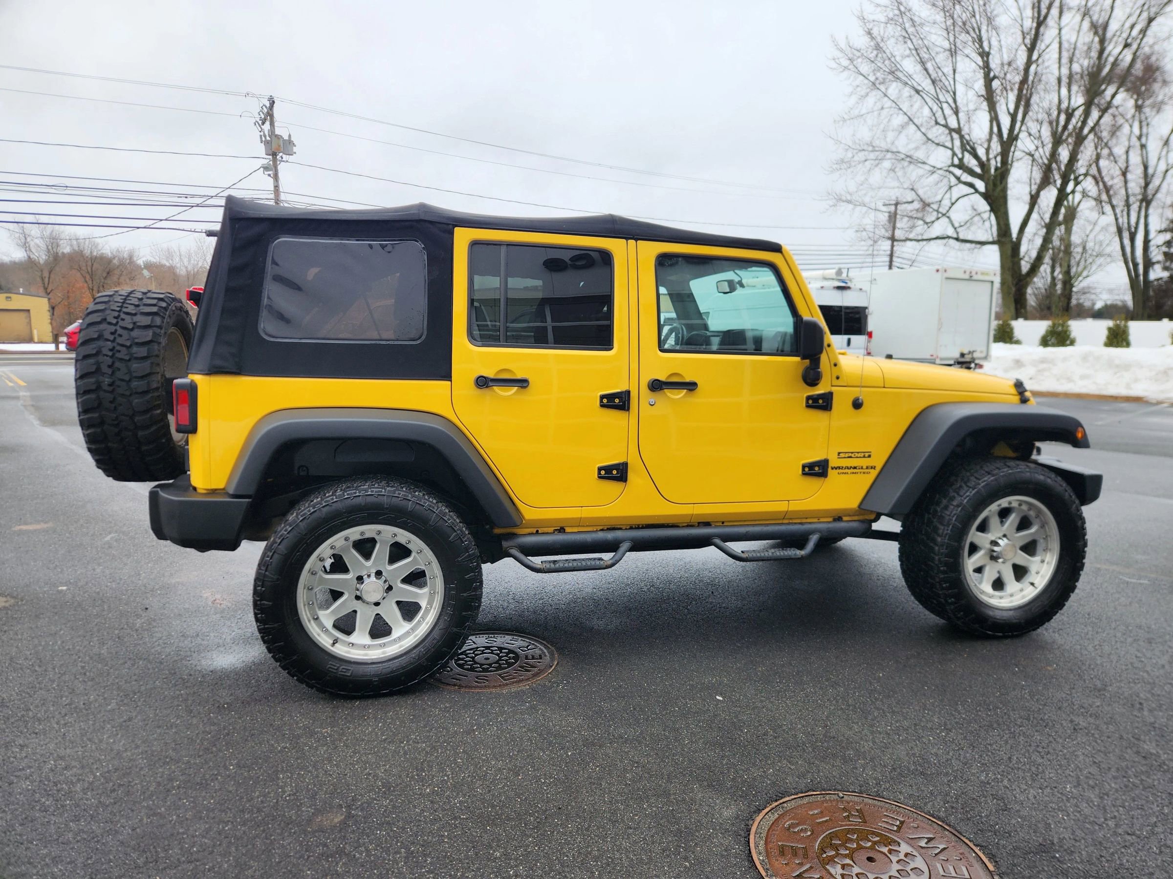 Used 2015 Jeep Wrangler Unlimited Sport w/ Quick Order Package 24S image 18