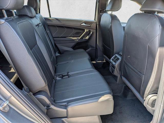 Used 2023 Volkswagen Tiguan SE R-Line image 23