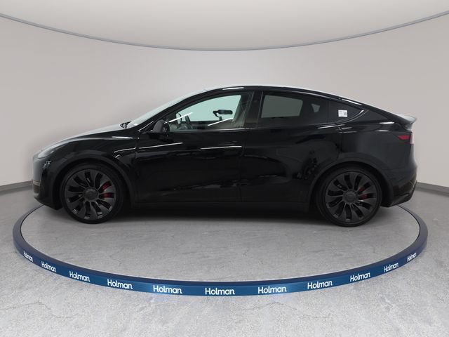 Used 2024 Tesla Model Y Performance AWD/4WD image 9