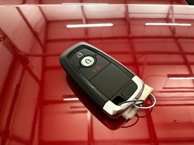 Used 2025 Ford Maverick XLT w/ Equipment Group 301A AWD/4WD image 9