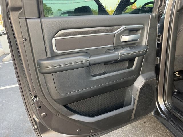Used 2024 RAM 3500 Big Horn w/ Night Edition image 10