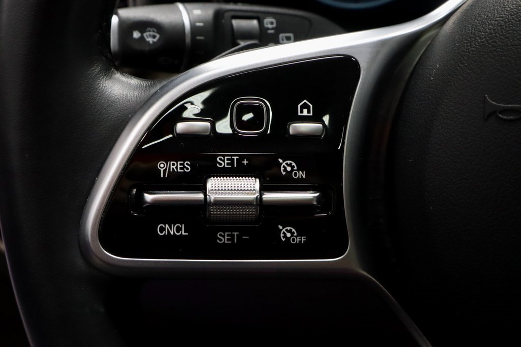 Used 2022 Mercedes-Benz GLC 300 4MATIC image 31