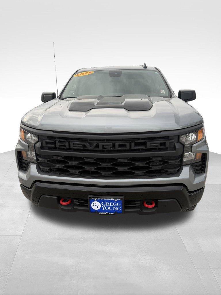 Used 2024 Chevrolet Silverado 1500 Custom Trail Boss AWD/4WD image 3