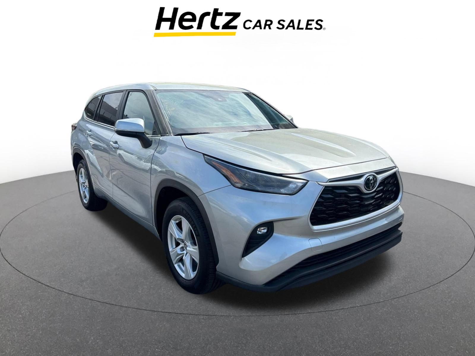 Used 2025 Toyota Highlander LE image 1