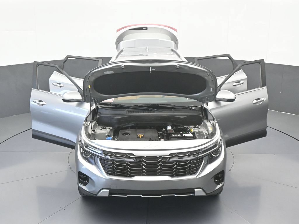 Used 2024 Kia Seltos EX FWD image 70