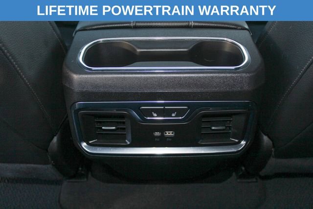 Used 2024 GMC Sierra 3500 Denali w/ Denali Reserve Package image 15