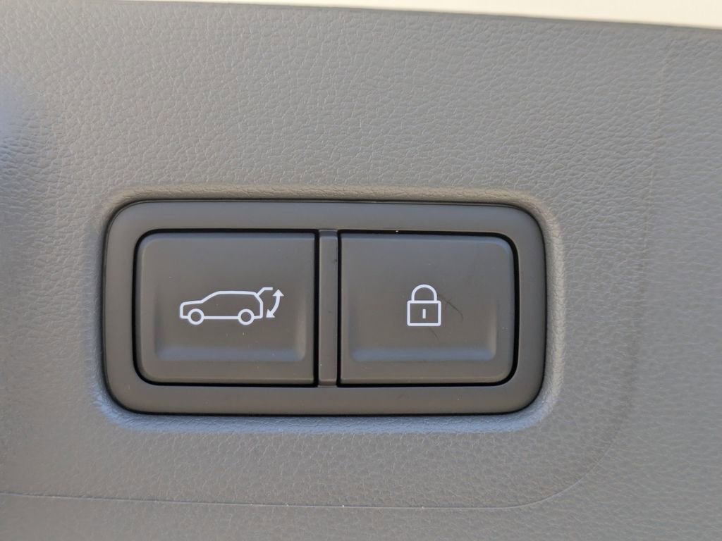 New 2026 Hyundai Santa Fe SE image 15