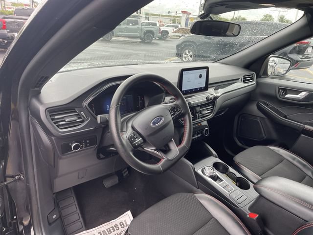 Used 2025 Ford Escape ST-Line FWD image 18