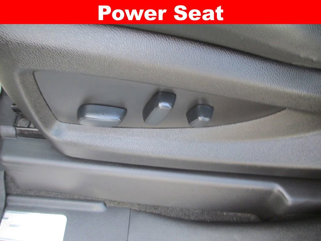 Used 2018 Chevrolet Suburban Premier image 30