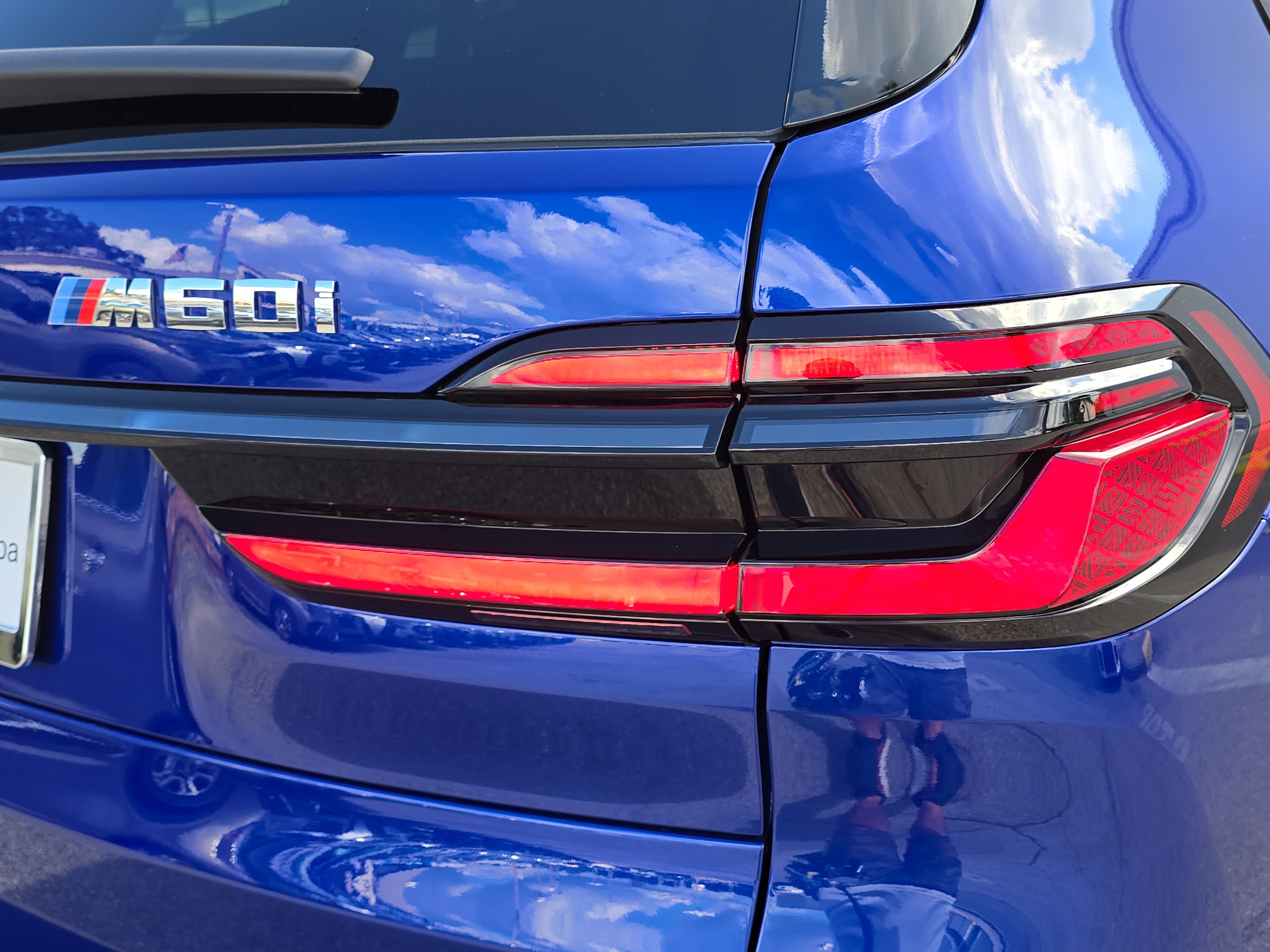 New 2026 BMW X7 M60i image 8