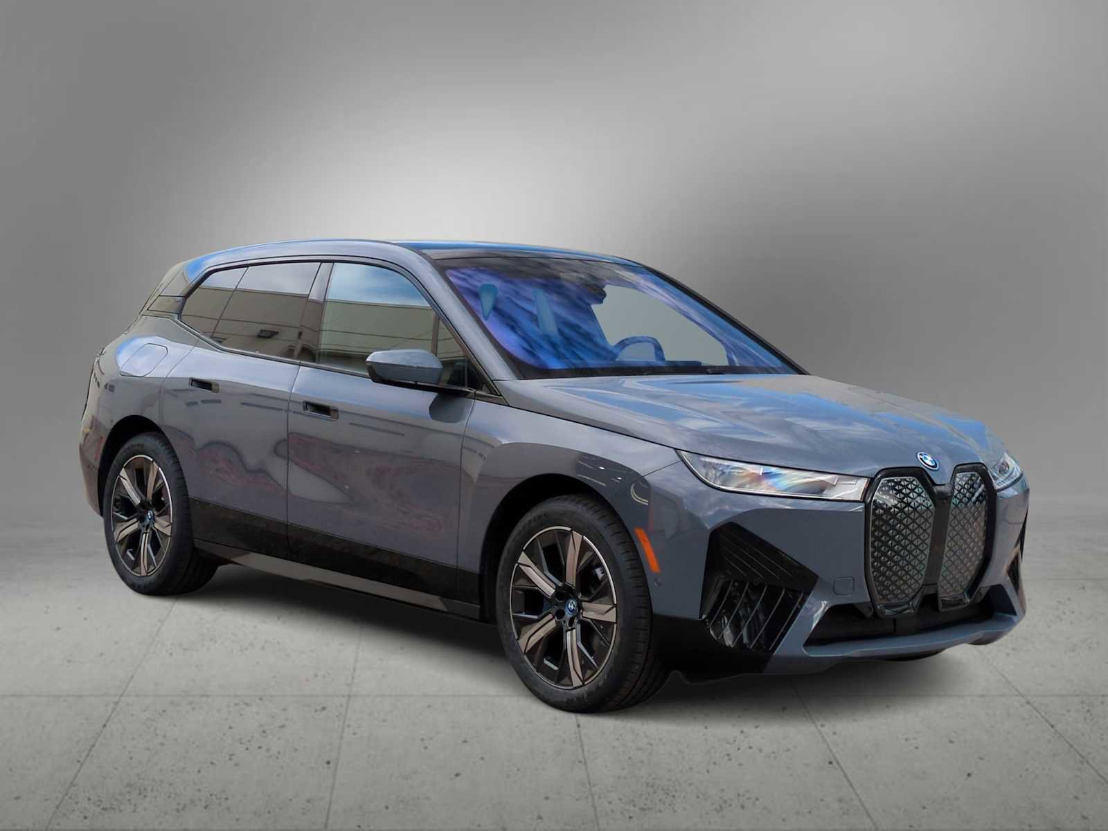 New 2025 BMW iX xDrive50 image 2