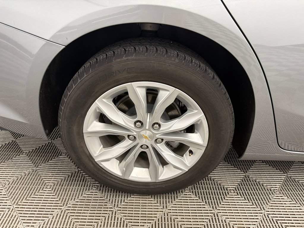 Used 2024 Chevrolet Malibu LT FWD image 18