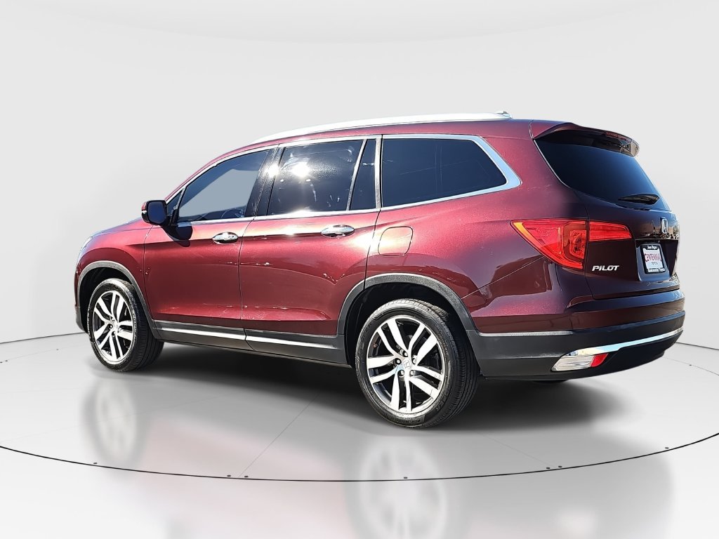 Used 2017 Honda Pilot Touring image 7