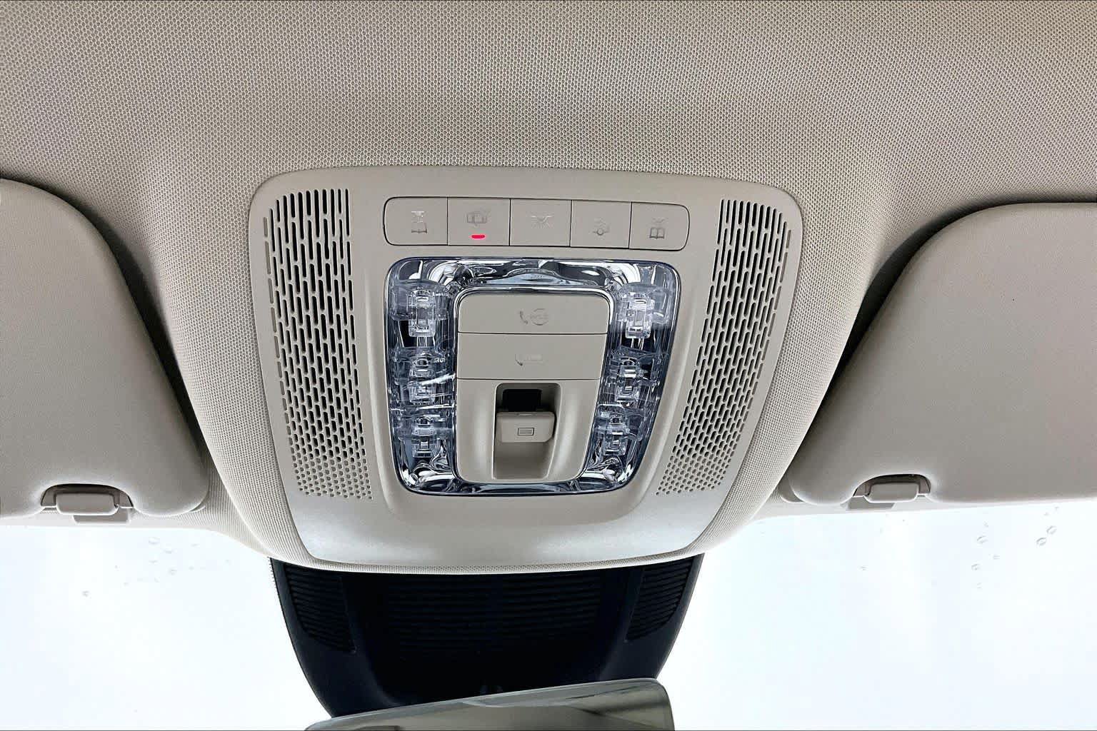 New 2026 Mercedes-Benz GLS 450 4MATIC image 19