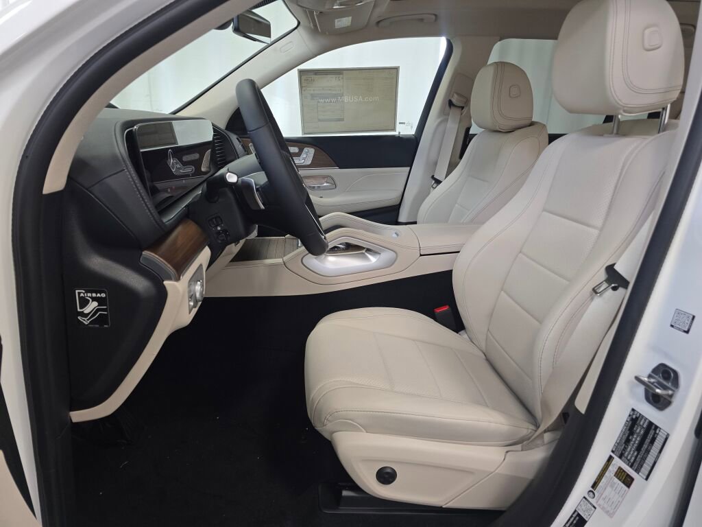 New 2026 Mercedes-Benz GLS 450 4MATIC image 13