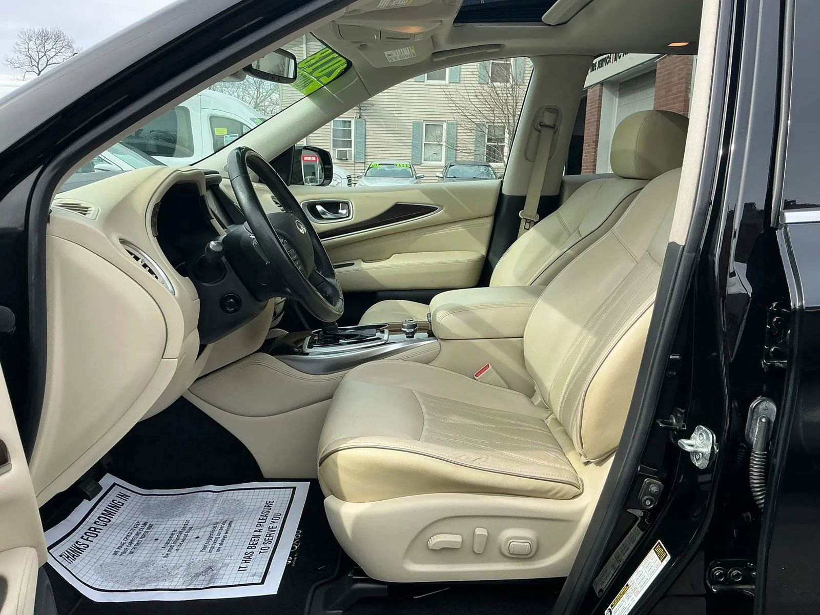 Used 2018 INFINITI QX60 Luxe w/ Deluxe Technology Package image 11