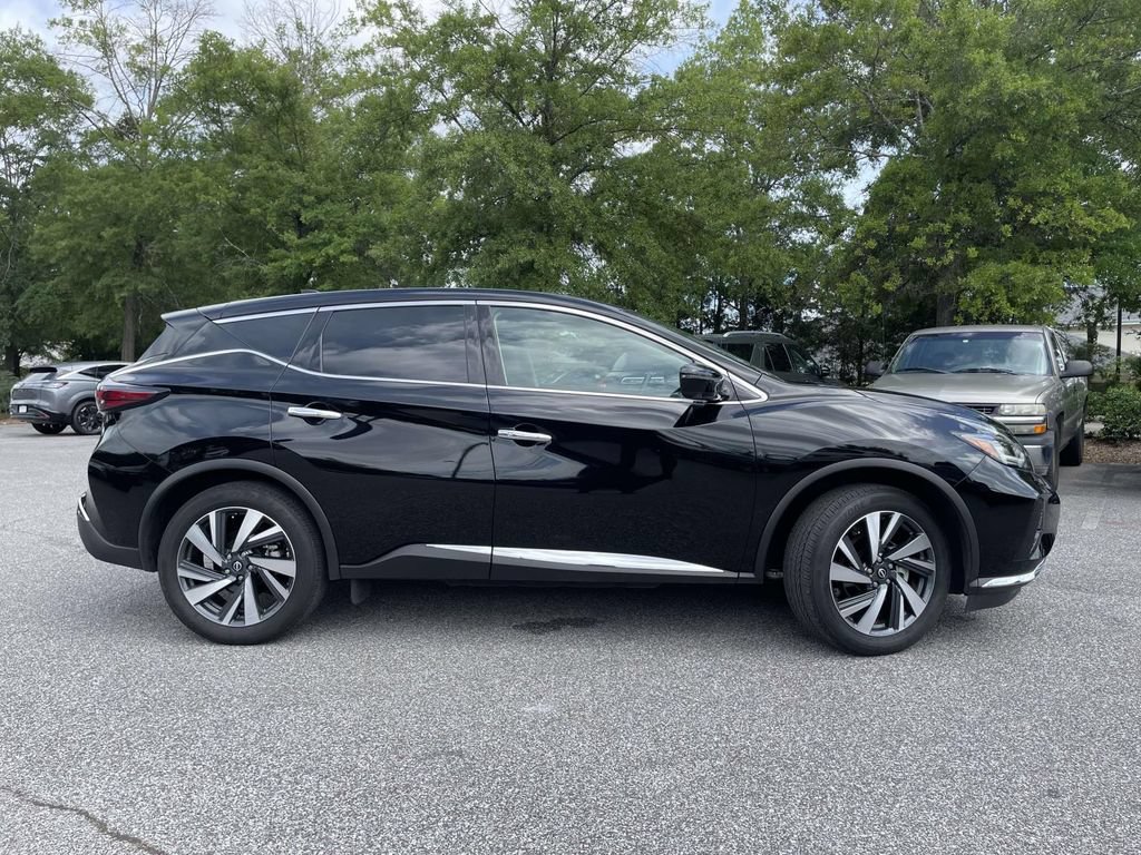 Used 2024 Nissan Murano SL FWD image 2