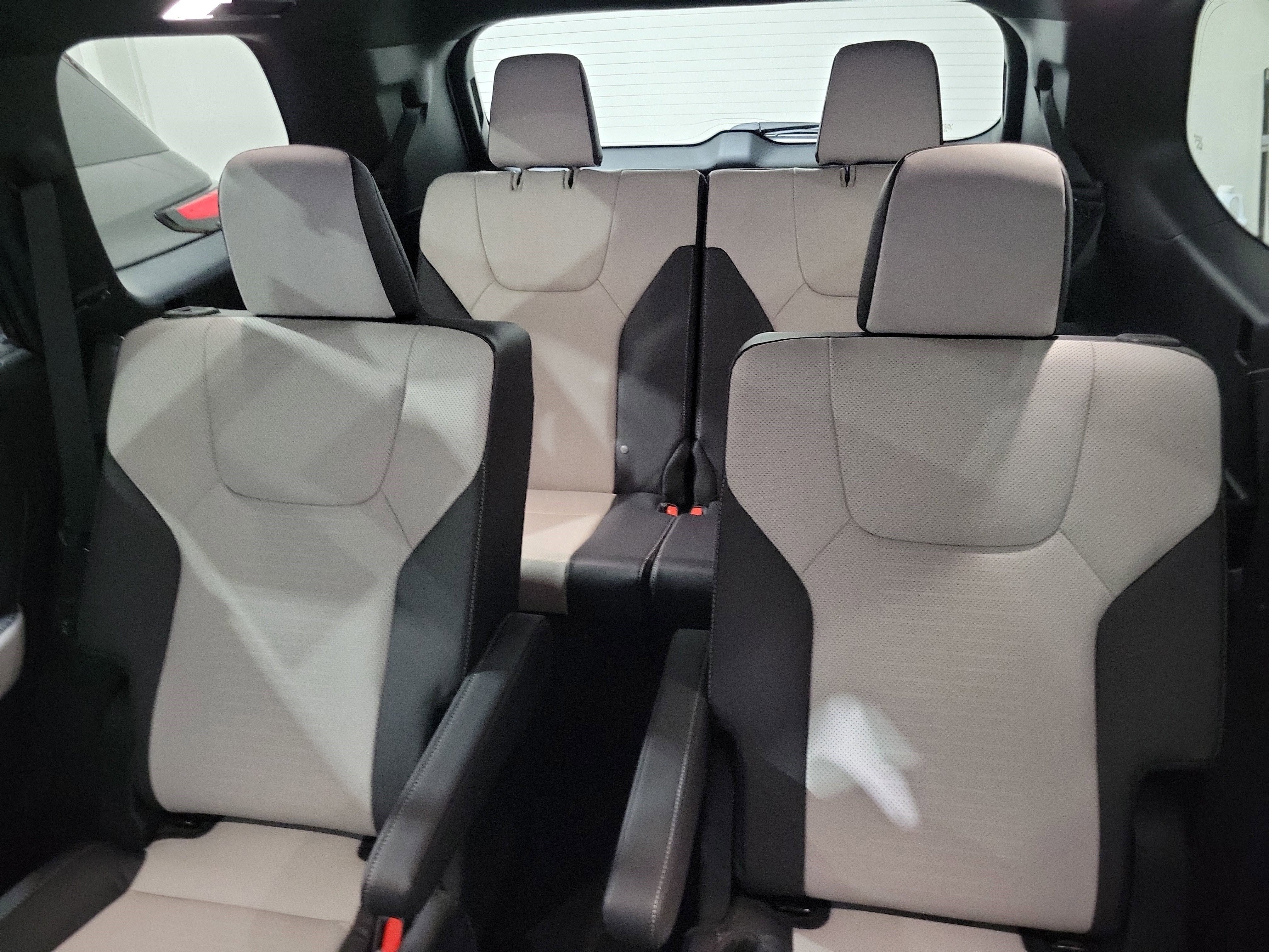 New 2026 Lexus TX 500h AWD w/ Technology Package image 9