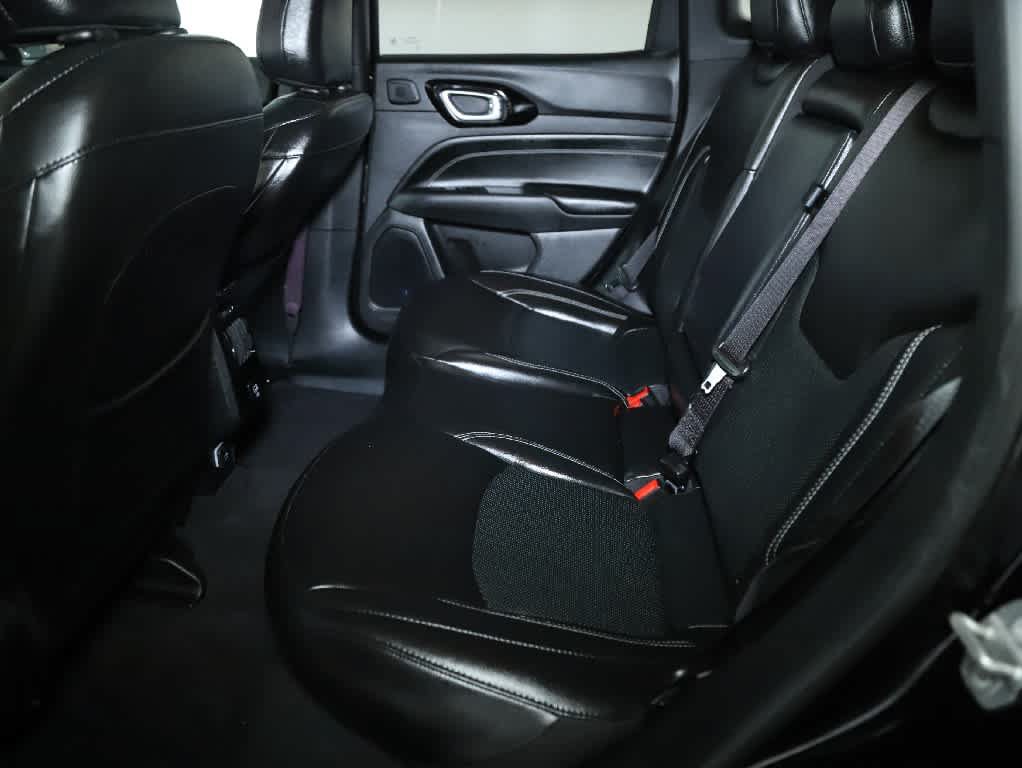Certified 2023 Jeep Compass High Altitude AWD/4WD image 14
