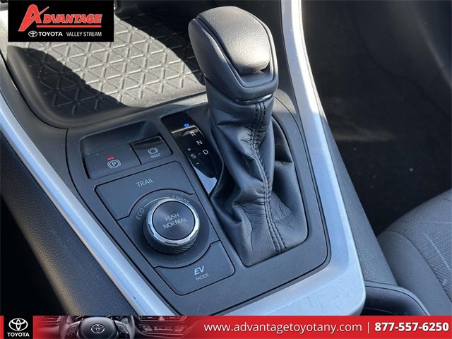 Used 2023 Toyota RAV4 XLE image 34