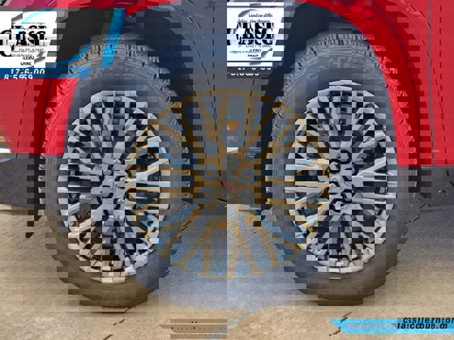 Used 2025 GMC Acadia Denali w/ LPO, Floor Liner Package image 12