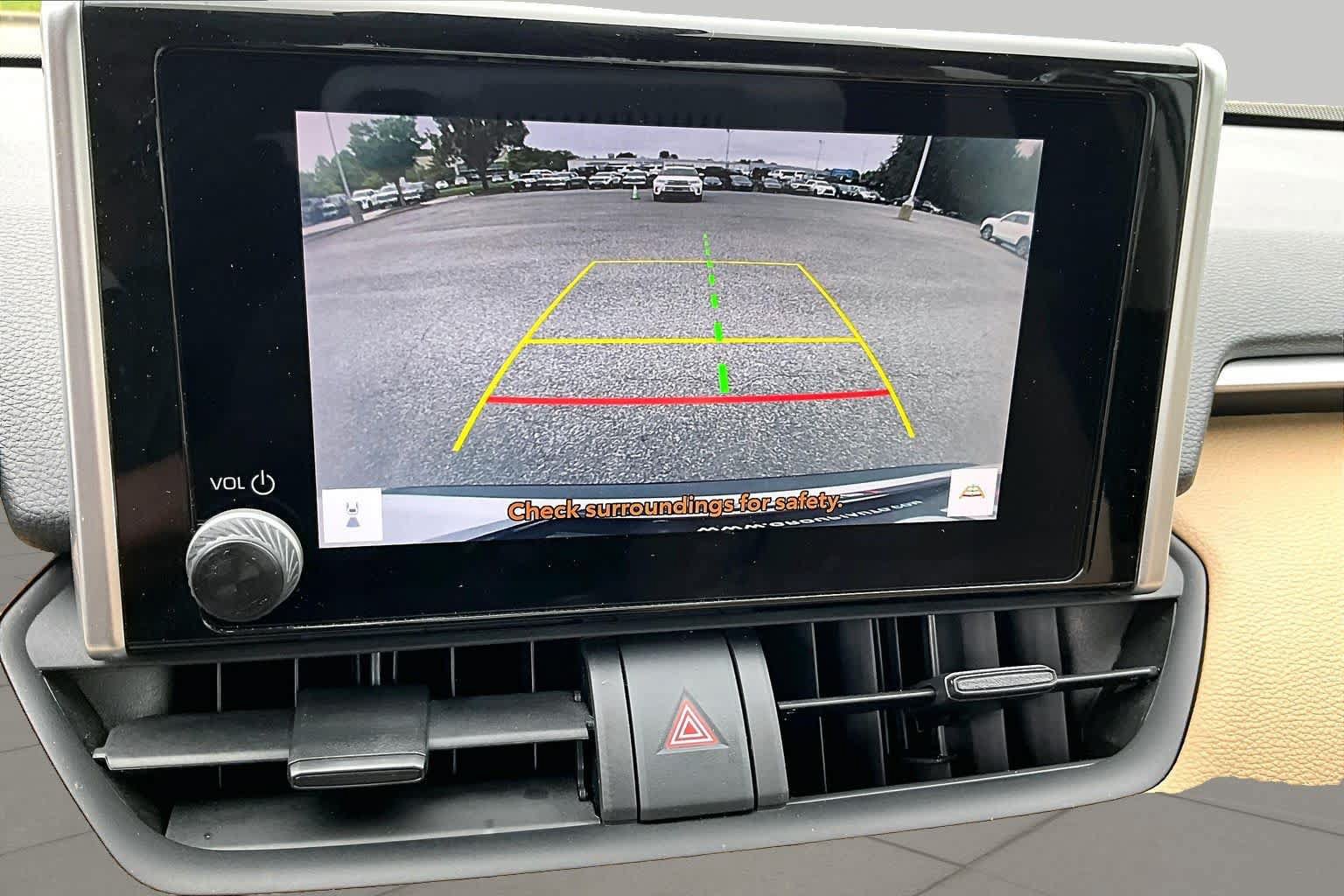 Used 2023 Toyota RAV4 XLE w/ Convenience Package FWD image 27