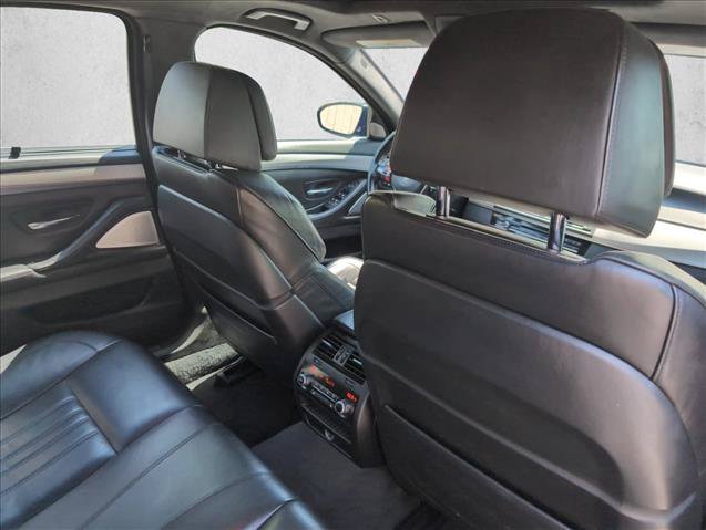 Used 2015 BMW M5 RWD image 22
