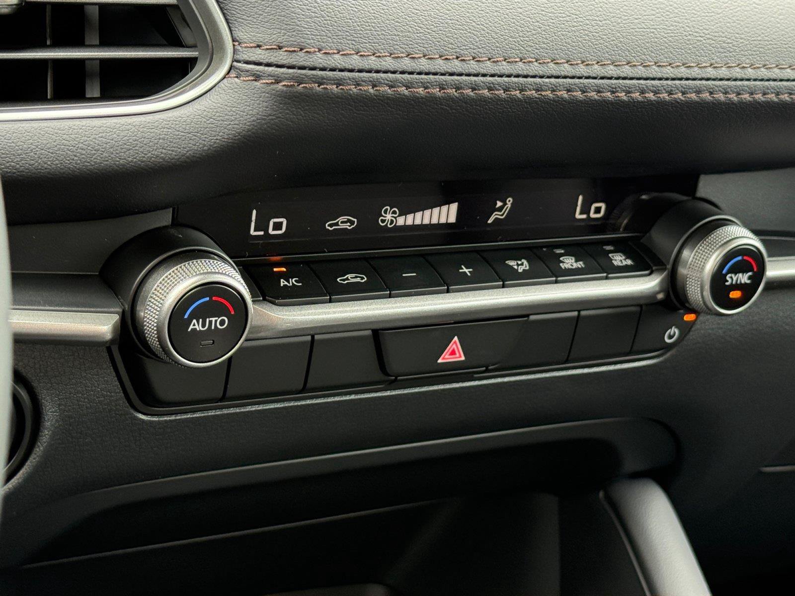 New 2026 MAZDA MAZDA3 s Sport FWD image 32
