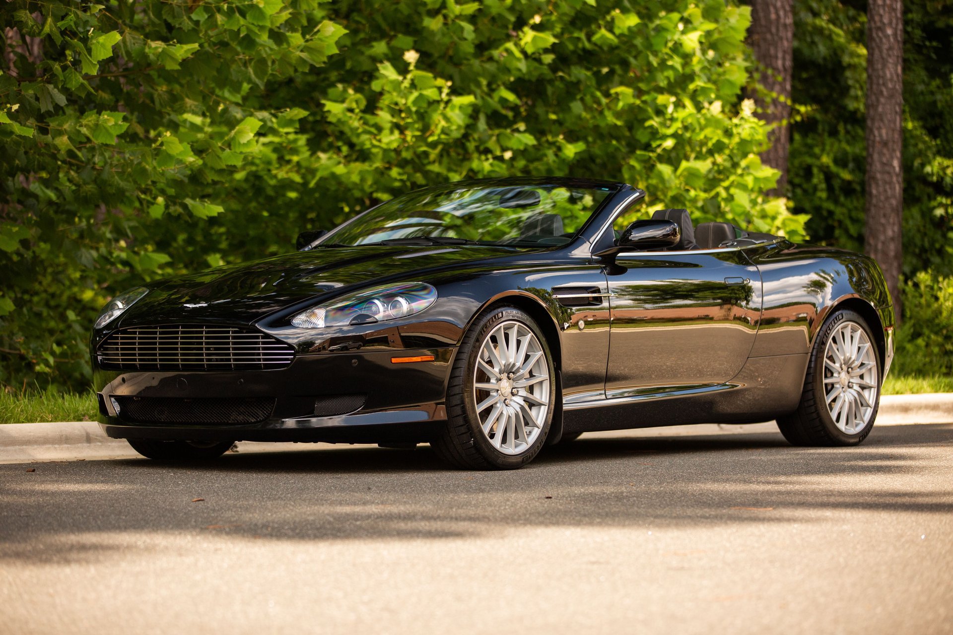 Used 2007 Aston Martin DB9 Volante RWD image 13
