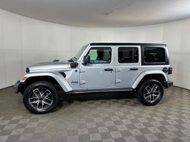 Used 2024 Jeep Wrangler Unlimited w/ Convenience Group image 6