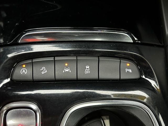 Used 2023 Buick Envision Essence w/ Sport Touring Package image 8