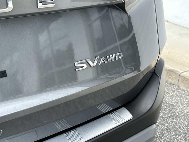 Used 2022 Nissan Rogue SV w/ SV Premium Package AWD/4WD image 14