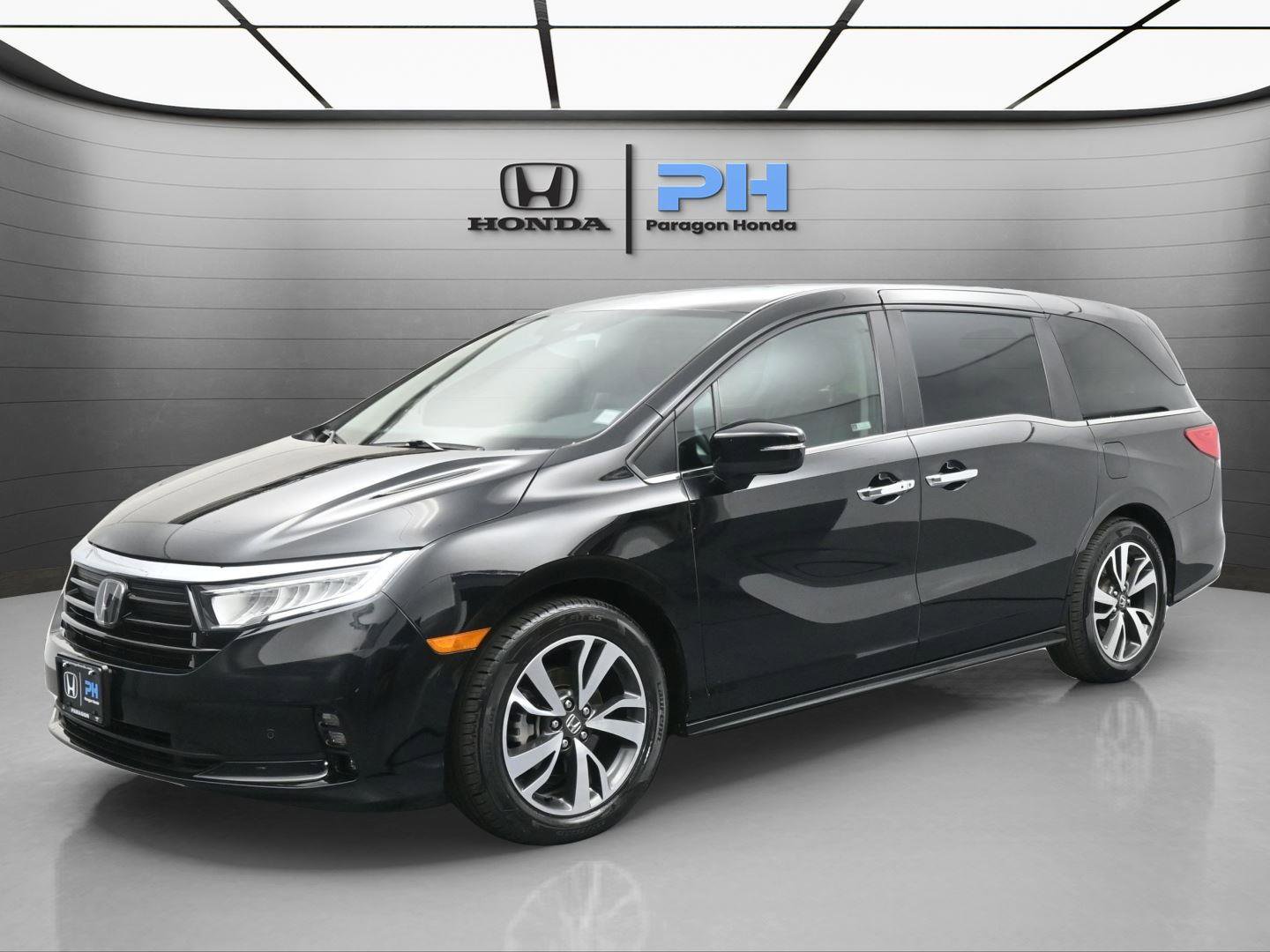 Certified 2024 Honda Odyssey Touring image 1
