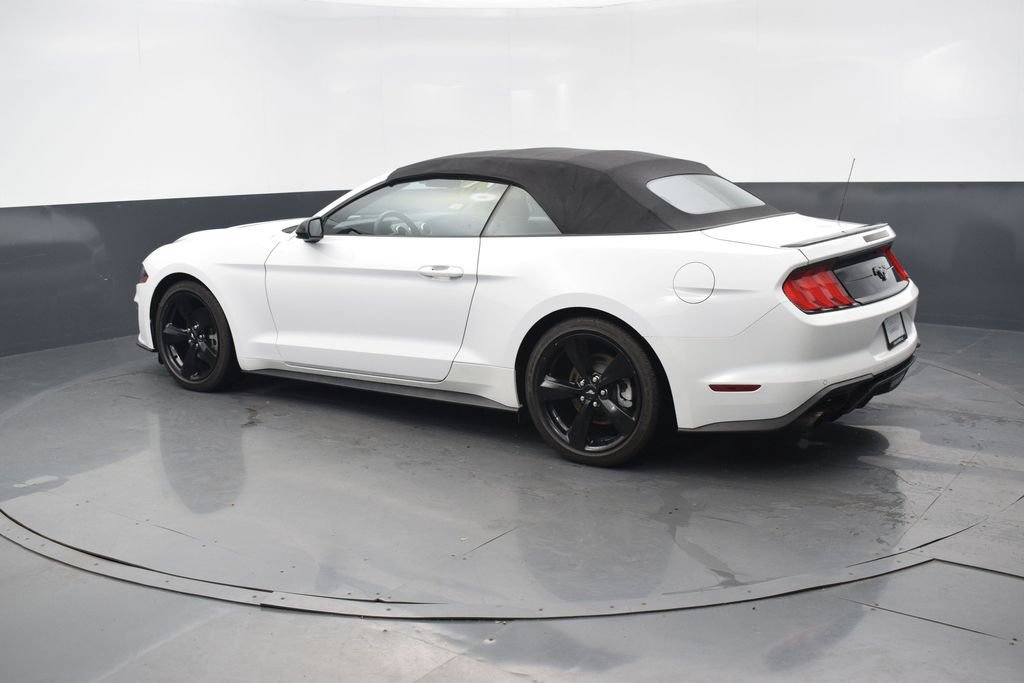Used 2021 Ford Mustang Convertible w/ Equipment Group 101A RWD image 3