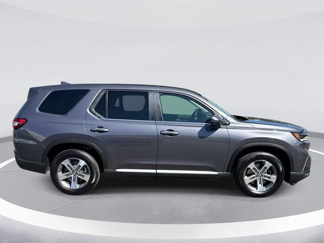 Used 2025 Honda Pilot EX-L image 3