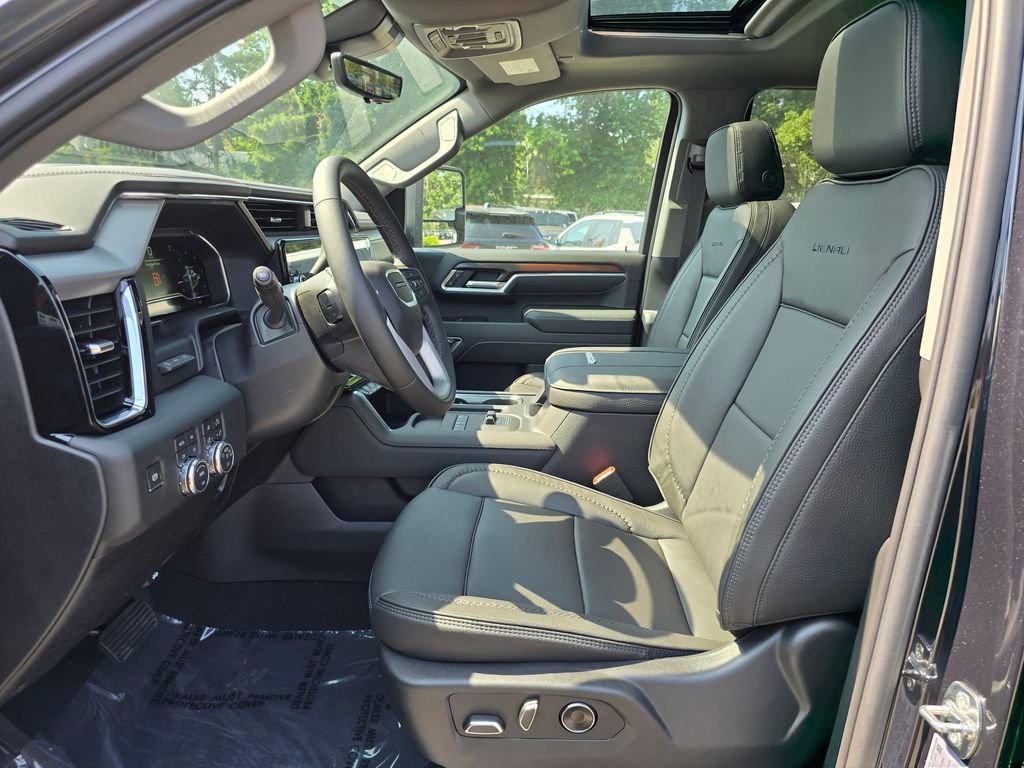 New 2025 GMC Sierra 3500 Denali w/ Denali Reserve Package image 21