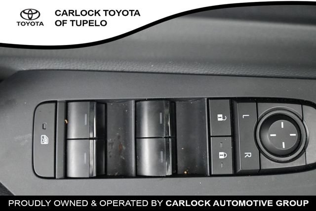 Used 2026 Toyota Prius LE FWD image 21