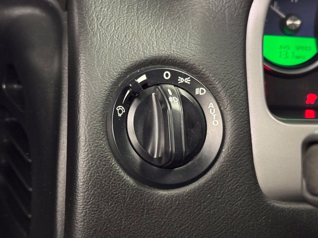 Used 2005 Pontiac GTO RWD image 16