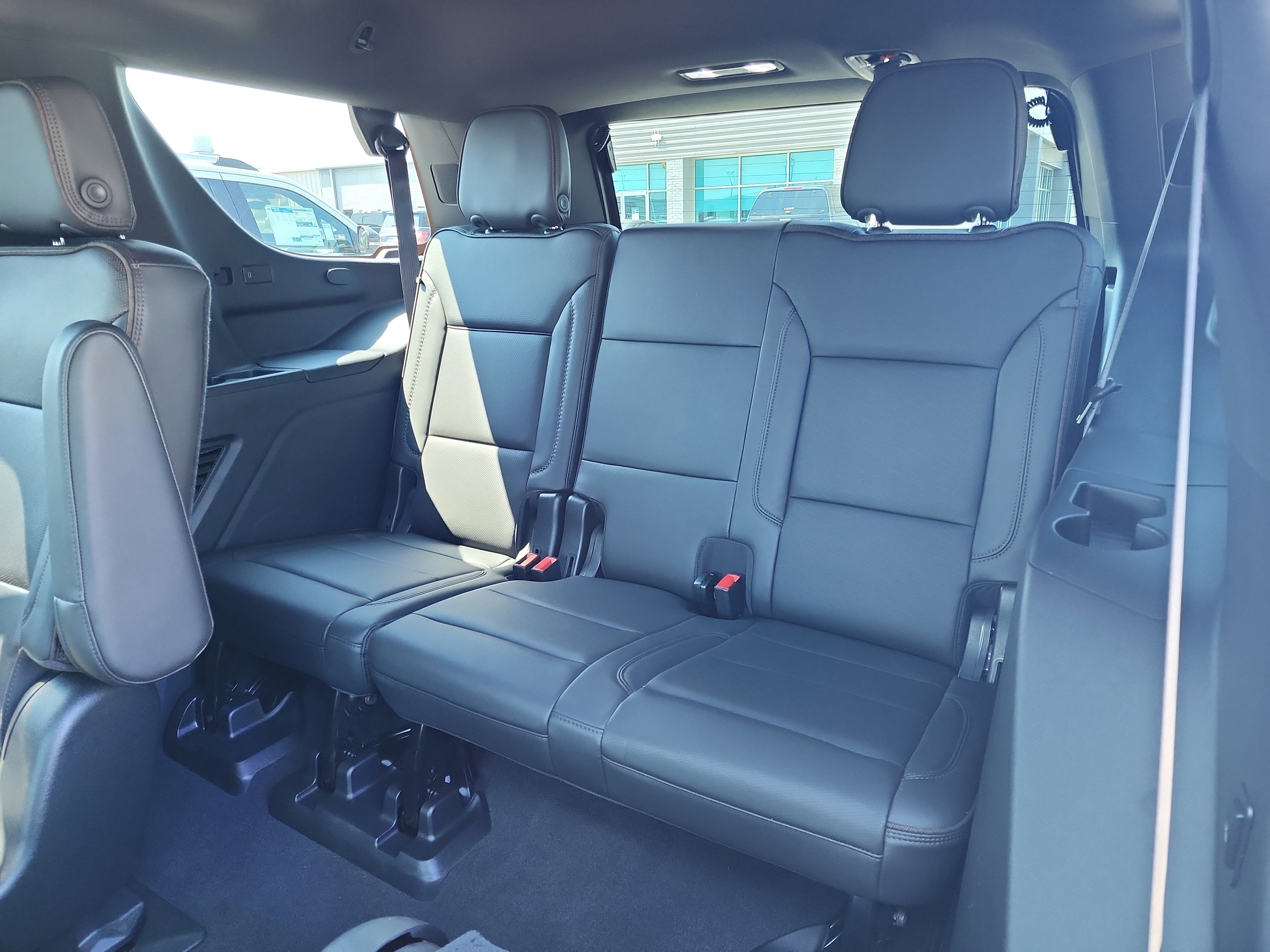 Used 2021 Chevrolet Tahoe High Country image 12