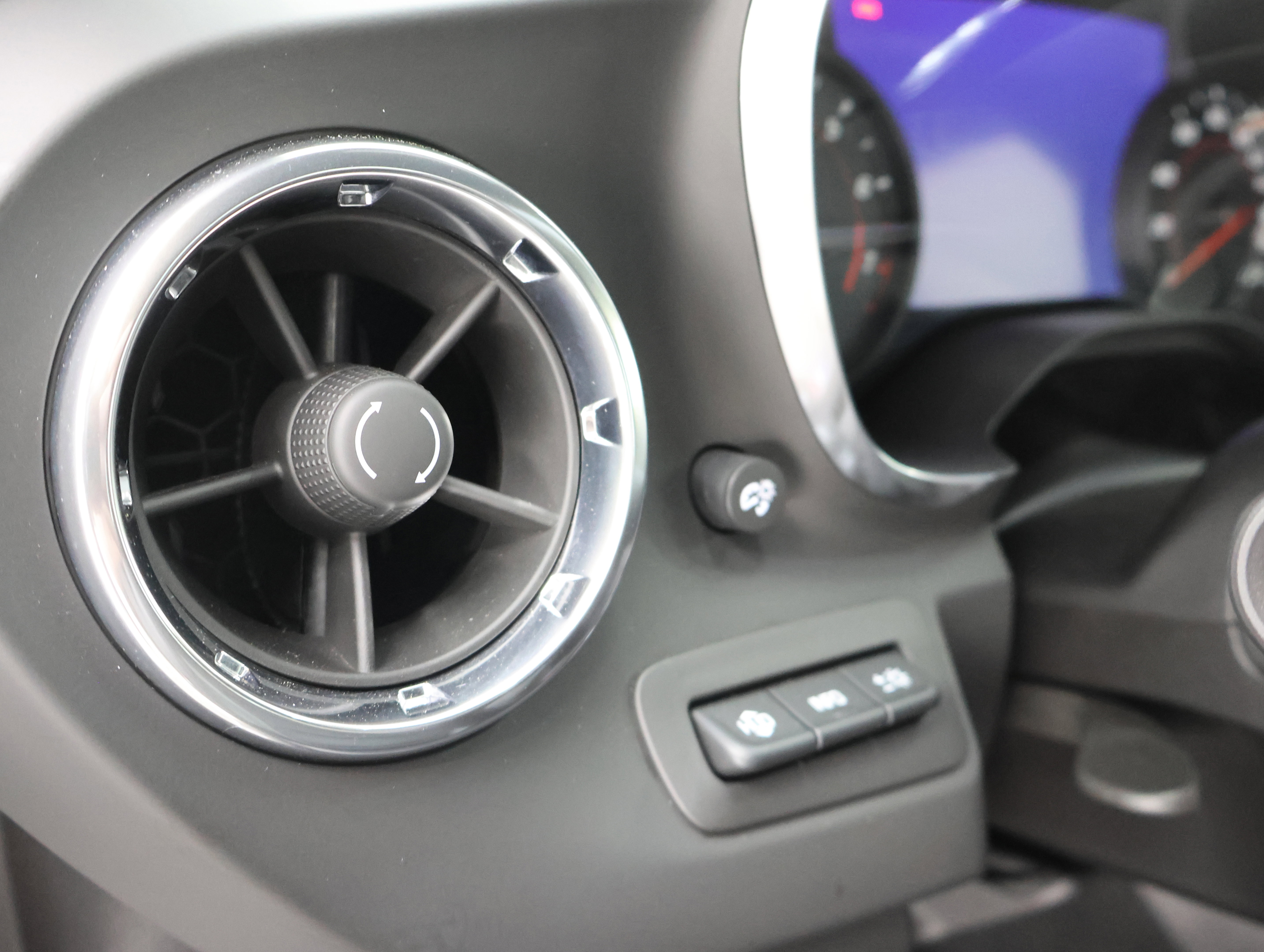 Used 2019 Chevrolet Camaro SS RWD image 39