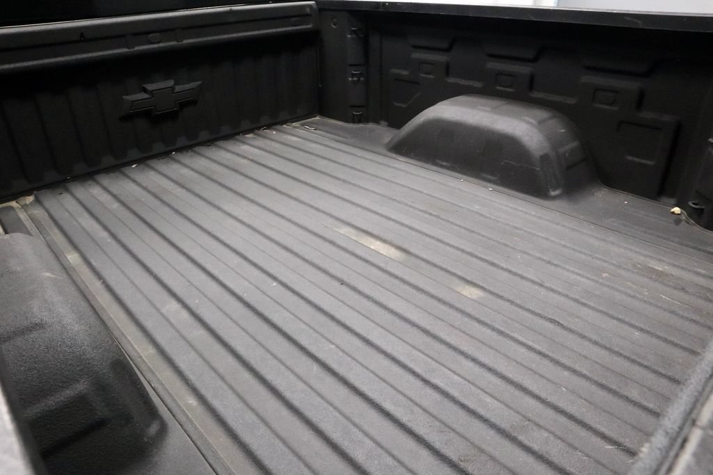 Used 2021 Chevrolet Silverado 1500 RST w/ Convenience Package II AWD/4WD image 12