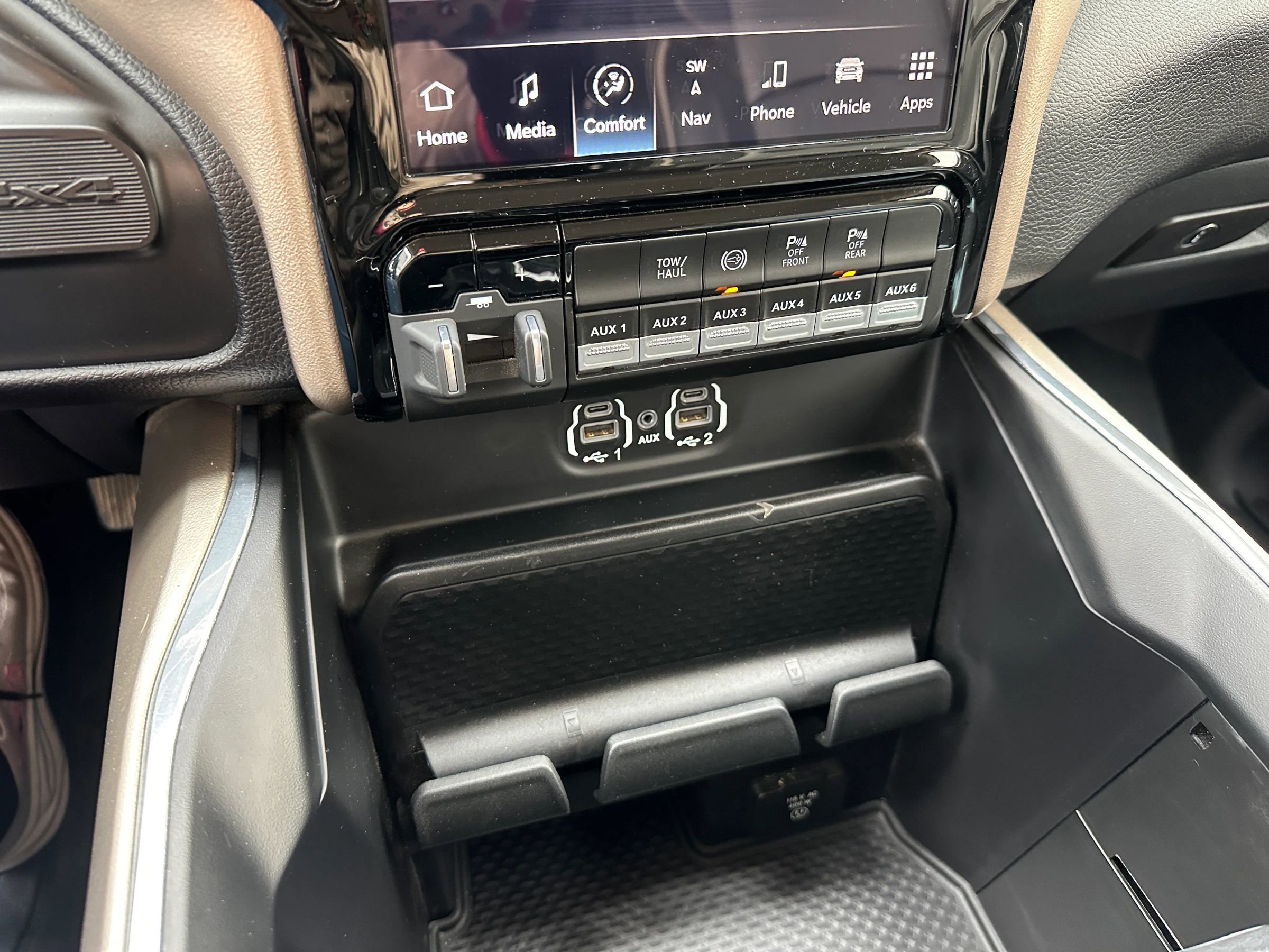 Used 2022 RAM 4500 Laramie image 22